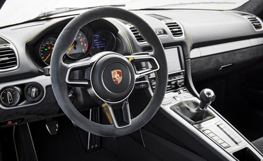 Porsche Cayman GT4 2016